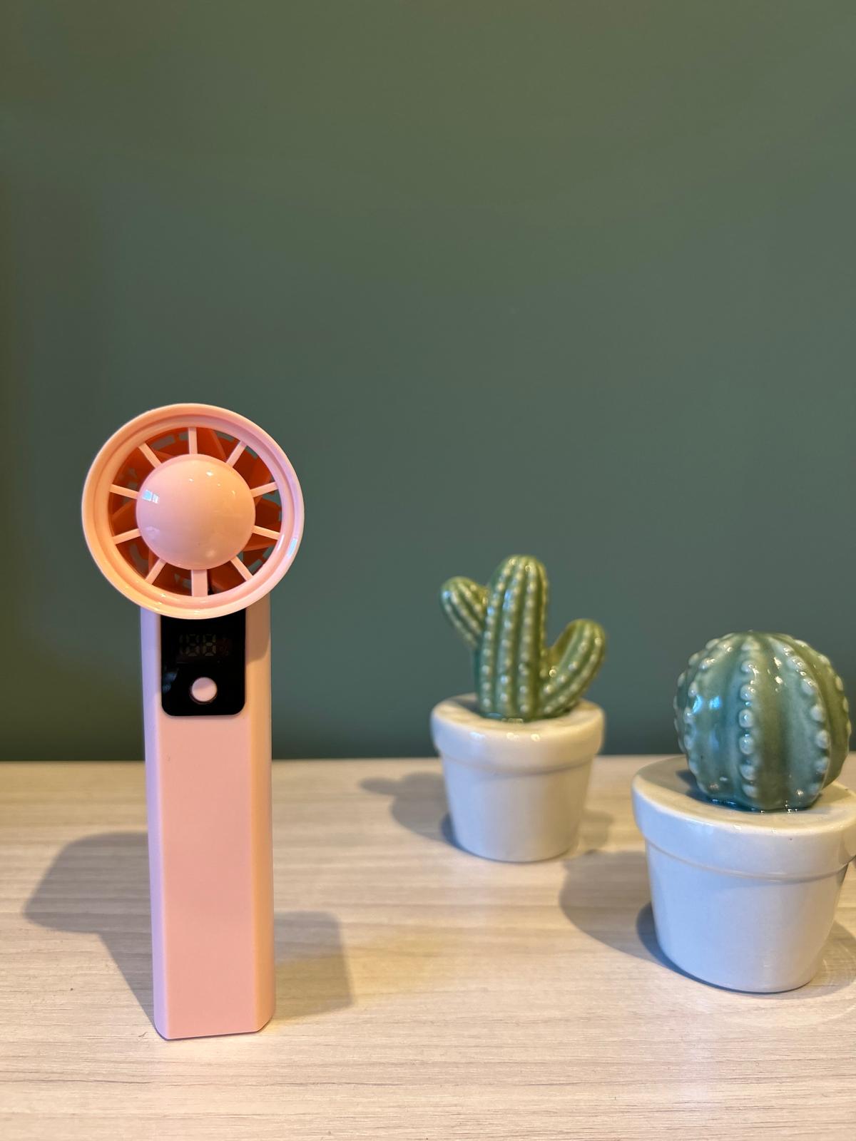 Mini Ventilateur Haute Vitesse – Portable, Affichage Digital 4