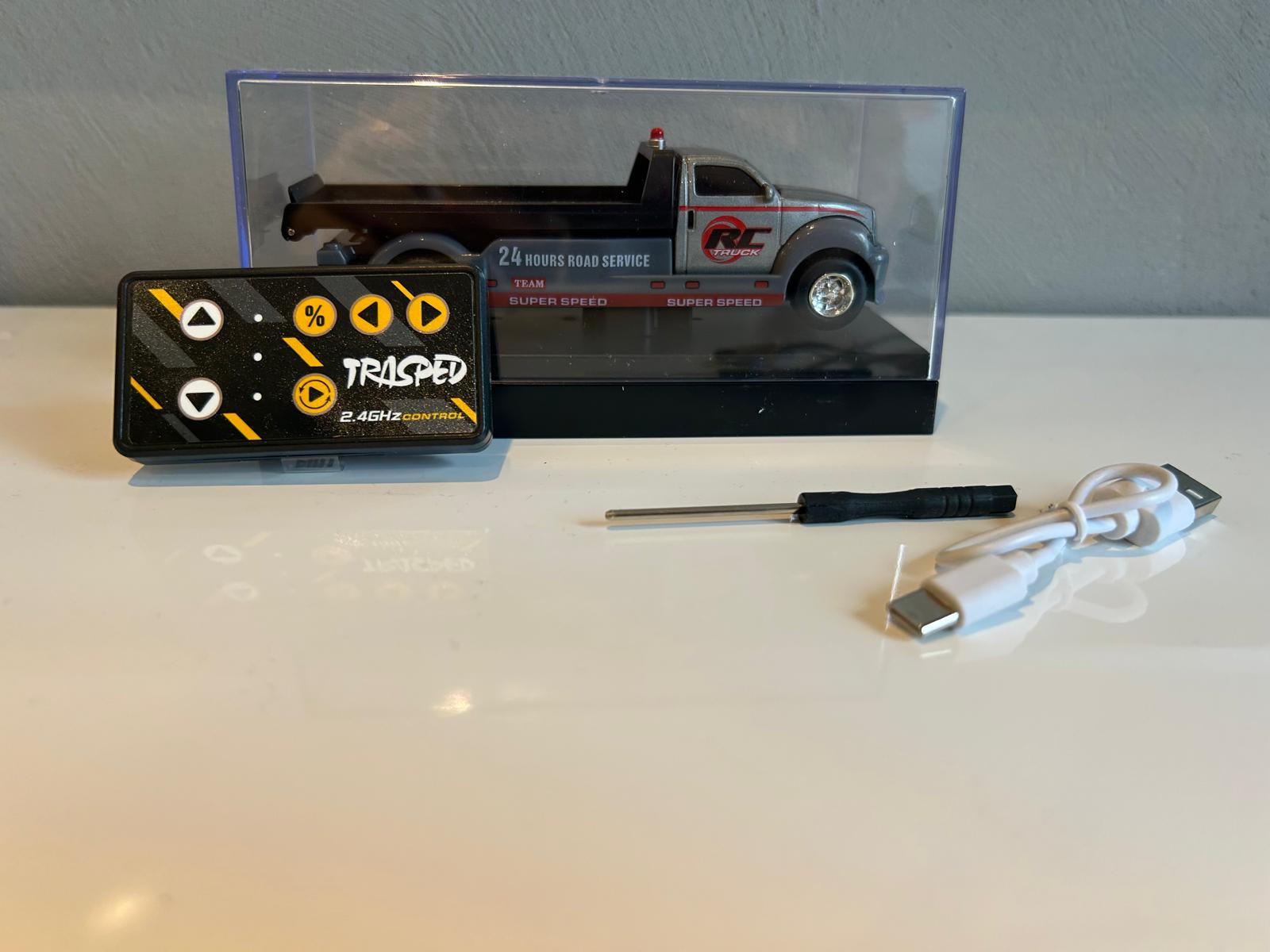 Petit Camion Télécommandé 2