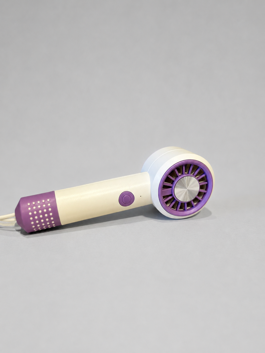 Ventilateur Portatif – Design Ergonomique et Rafraîchissement Instantané 2